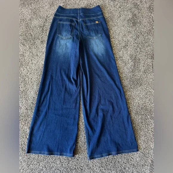 Halara Flex High Waisted Wide Leg Washed Jeans Dark Blue Size Small - Picture 12 of 15